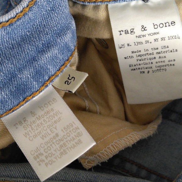 Rag & Bone Size 25 Light wash Blue Capri Distressed Step Hem Jeans - Picture 16 of 16